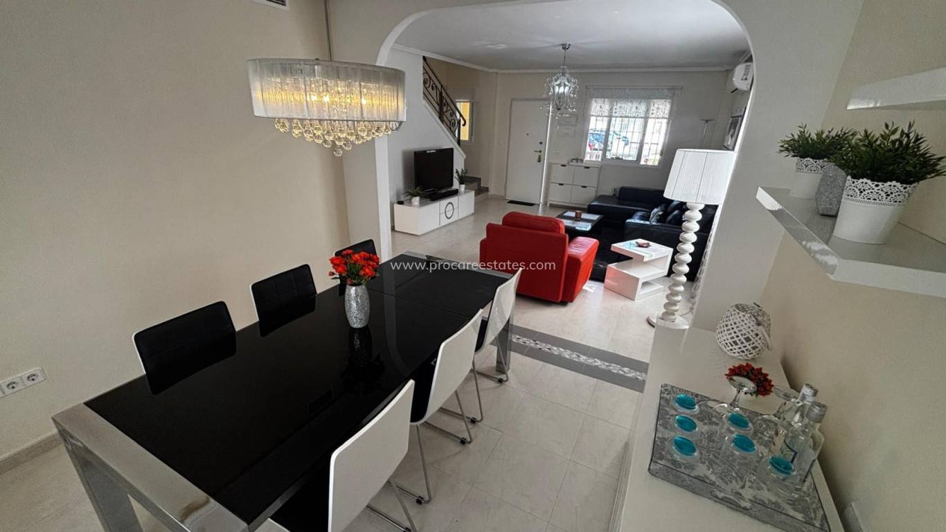 Resale - Town house - Ciudad Quesada