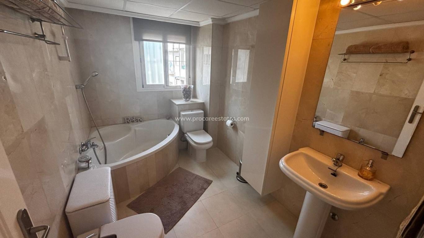 Resale - Town house - Ciudad Quesada