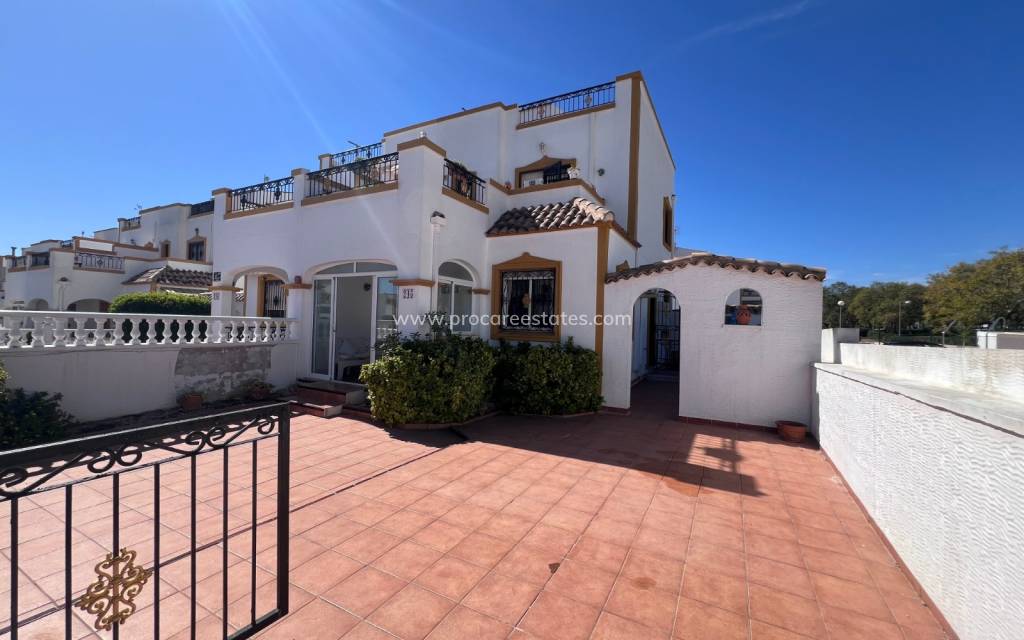 Resale - Town house - Entre Naranjo - Vistabella Golf