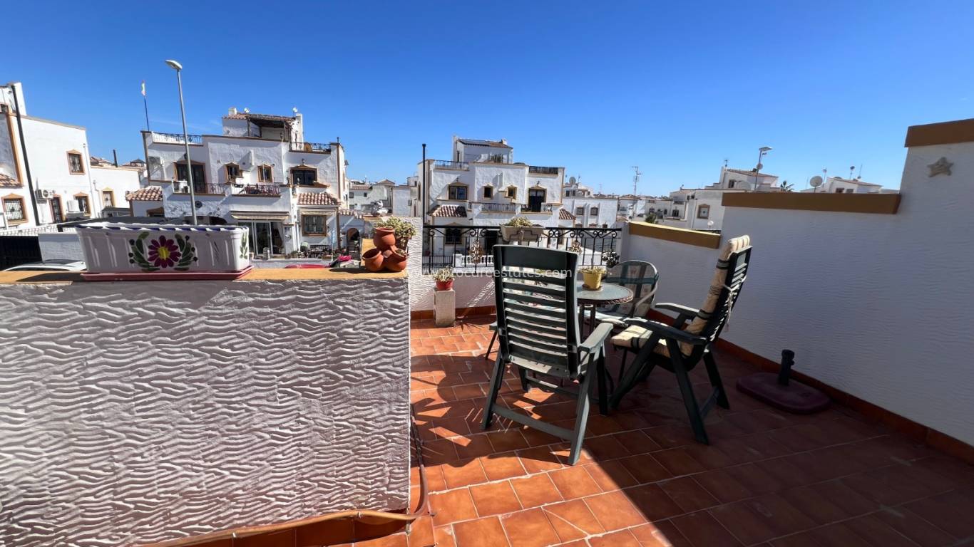 Resale - Town house - Entre Naranjo - Vistabella Golf