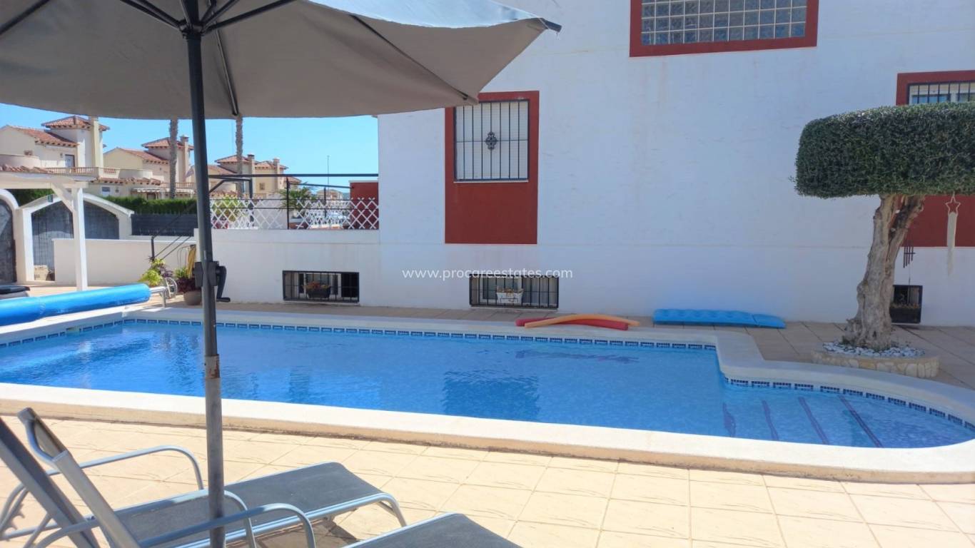 Resale - Town house - Guardamar del Segura - El Raso