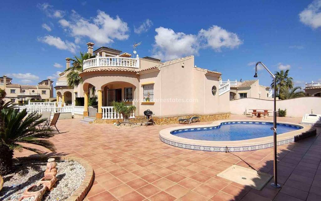 Resale - Town house - Guardamar del Segura - Urb el raso