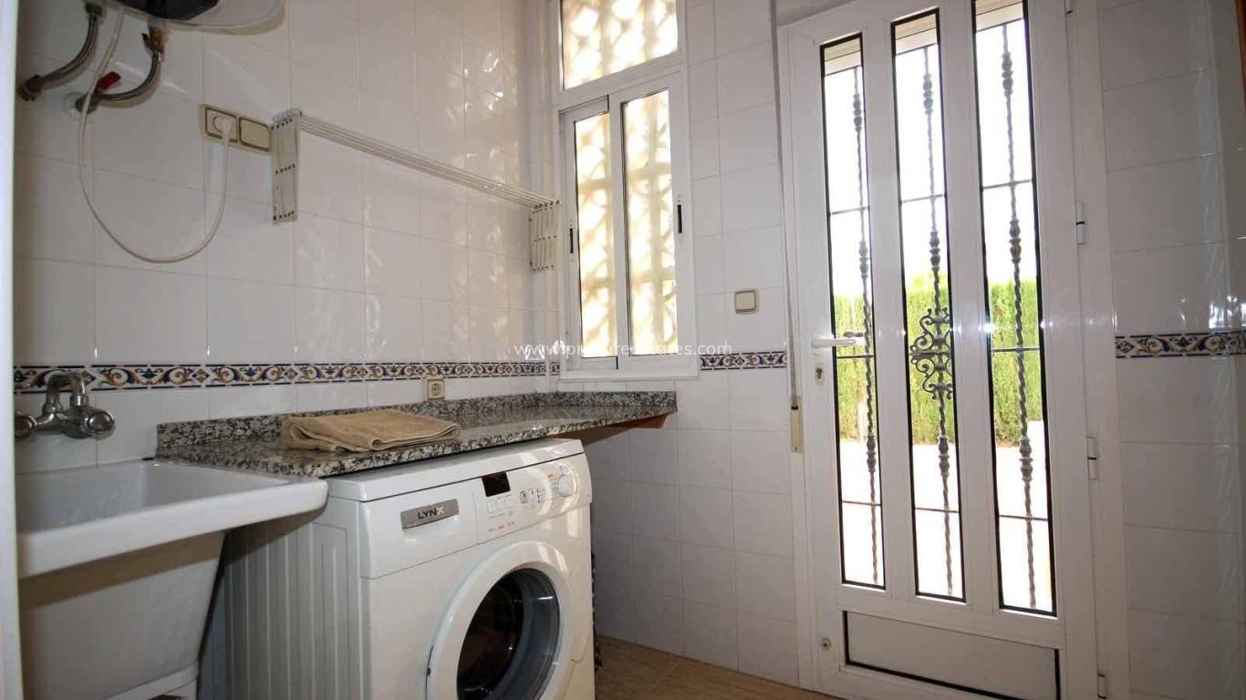 Resale - Town house - Guardamar del Segura - Urb el raso