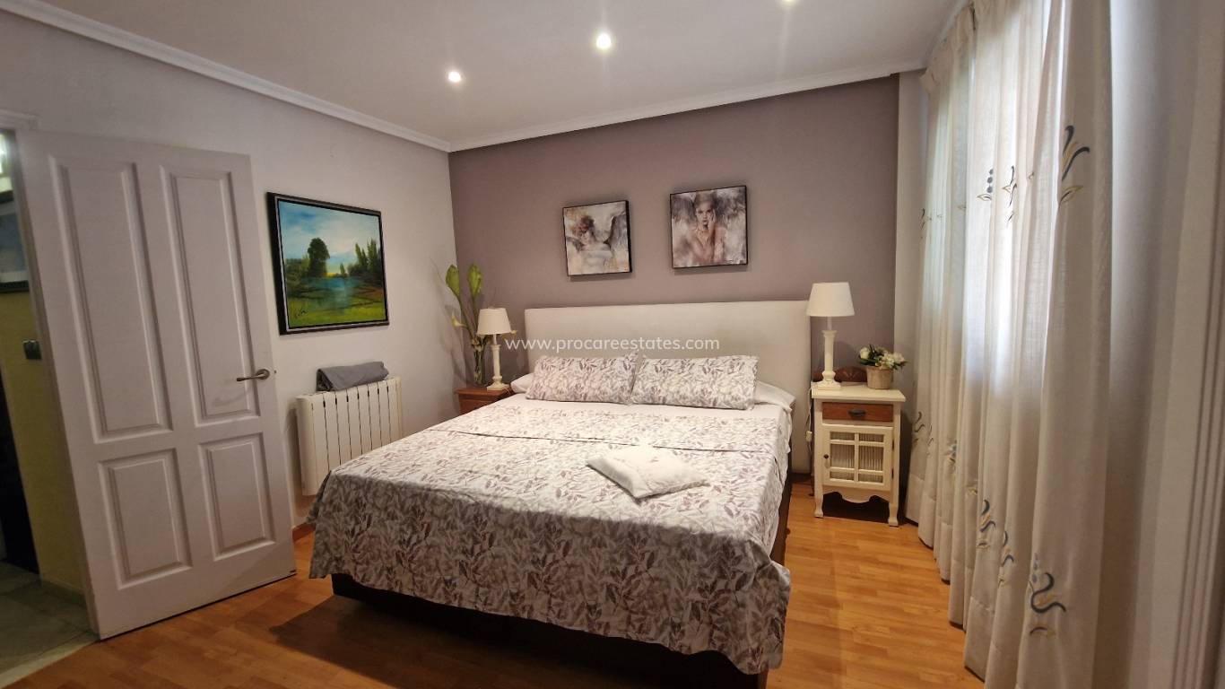 Resale - Town house - Guardamar del Segura - Urb. Las Viñas