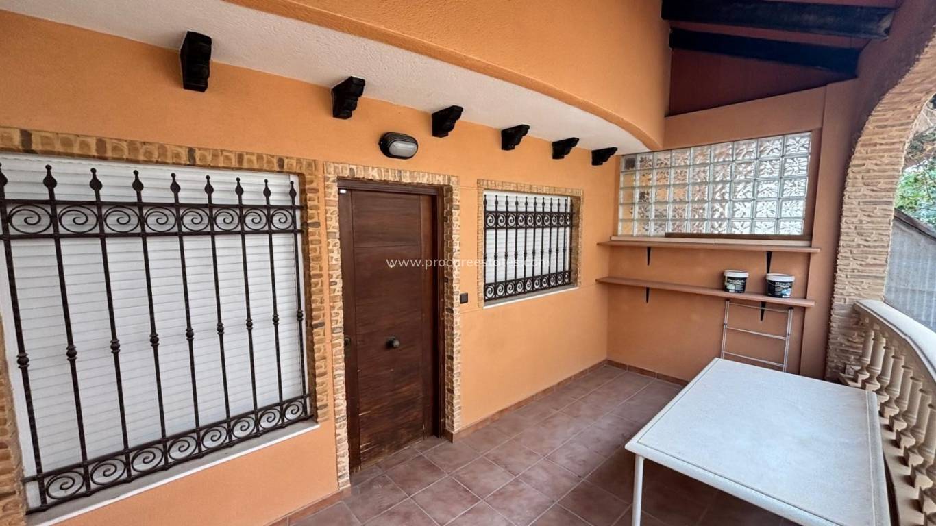 Resale - Town house - Guardamar del Segura - Urbanizaciones