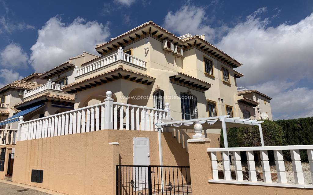 Resale - Town house - Orihuela Costa - Cabo Roig