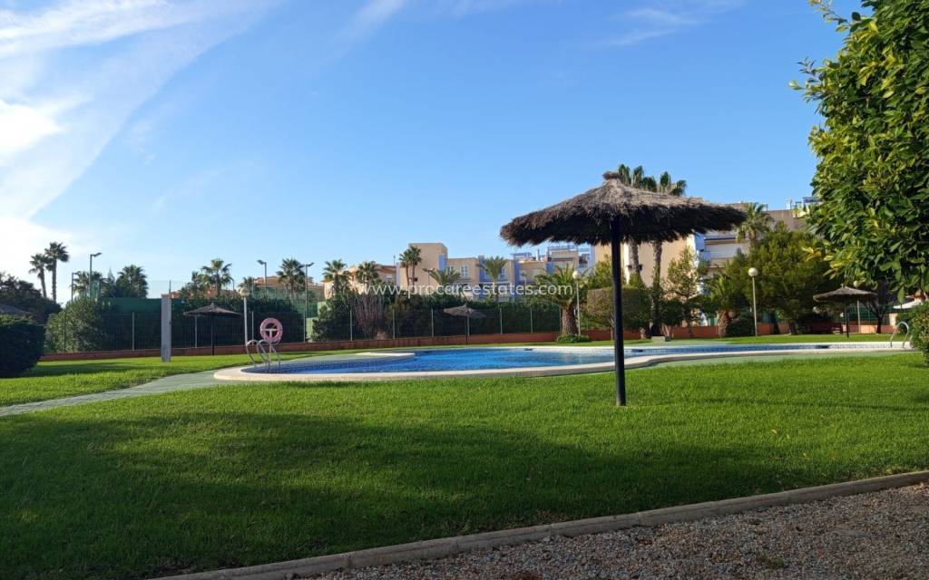 Resale - Town house - Orihuela Costa - Cabo Roig