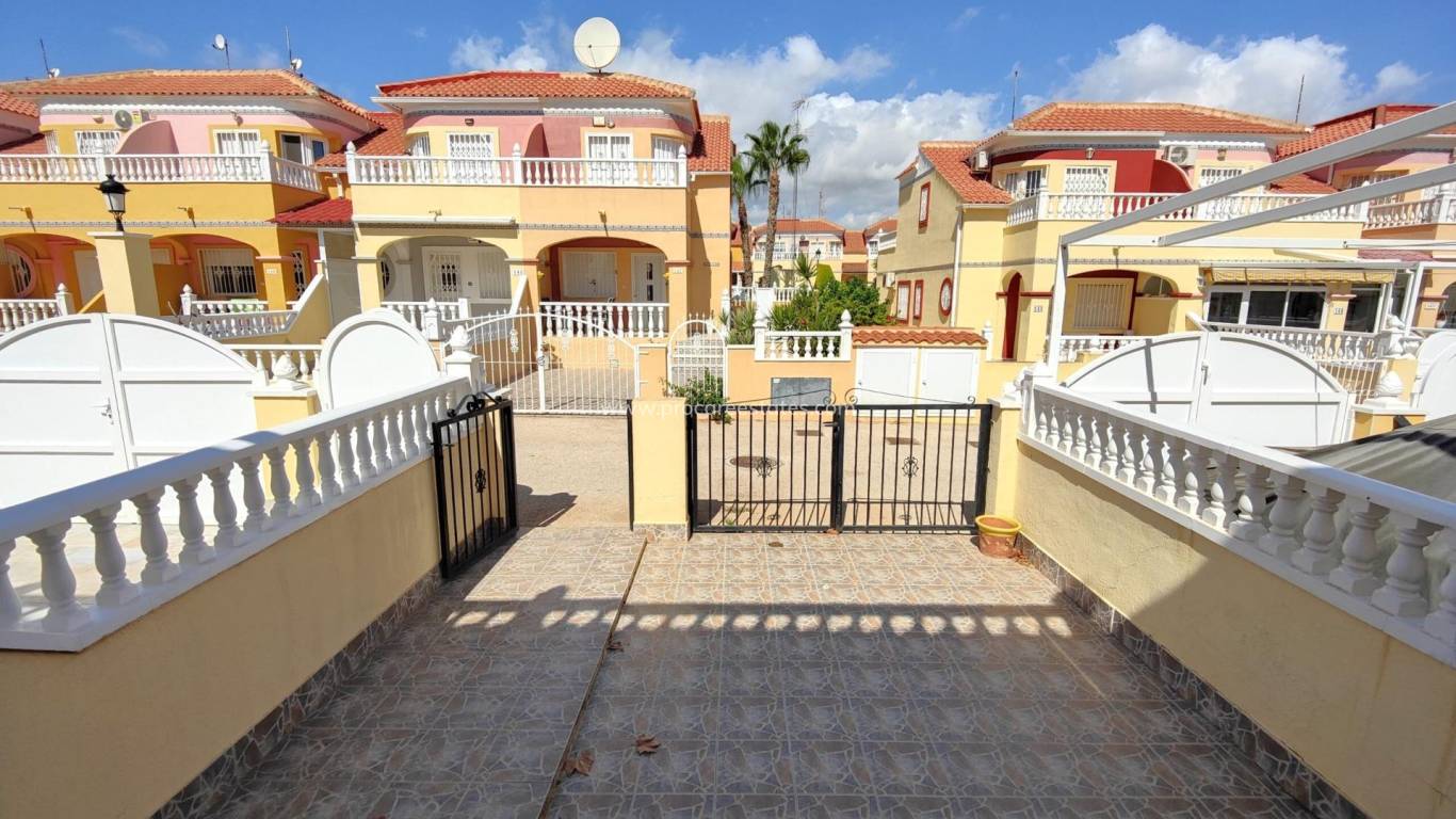 Resale - Town house - Orihuela Costa - Cabo Roig