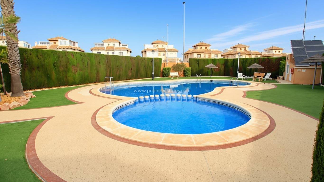 Resale - Town house - Orihuela Costa - Cabo Roig