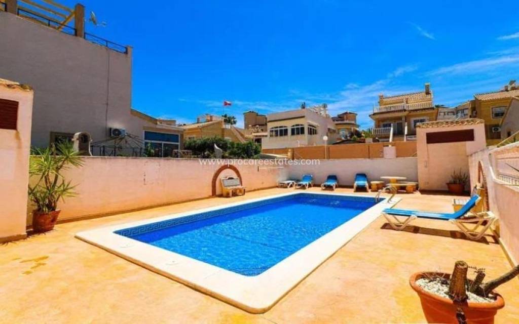 Resale - Town house - Orihuela Costa - Campoamor