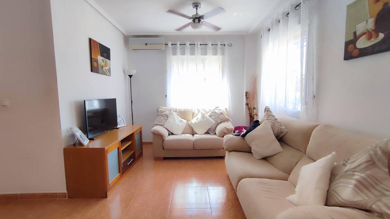 Resale - Town house - Orihuela Costa - Campoamor