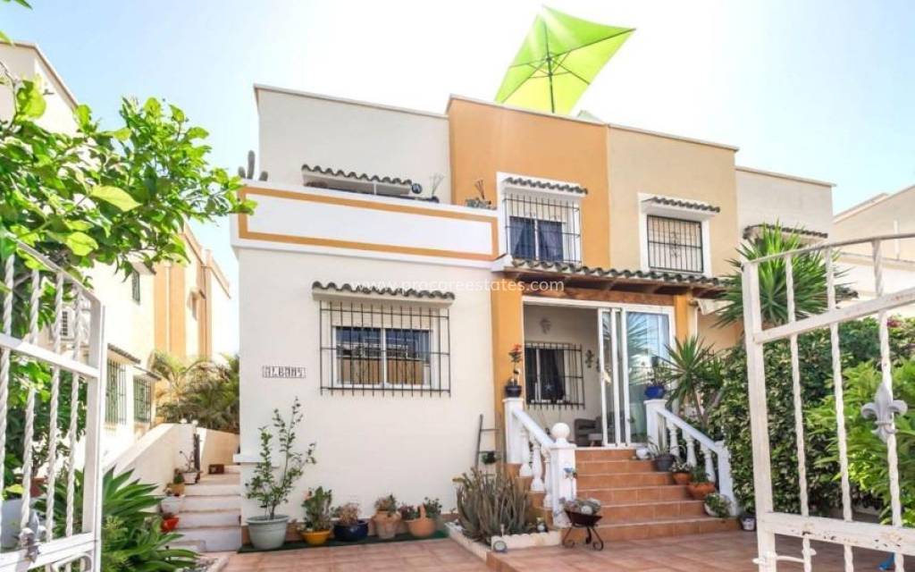 Resale - Town house - Orihuela Costa - Campoamor