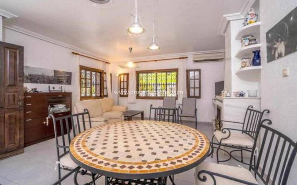 Resale - Town house - Orihuela Costa - La Zenia