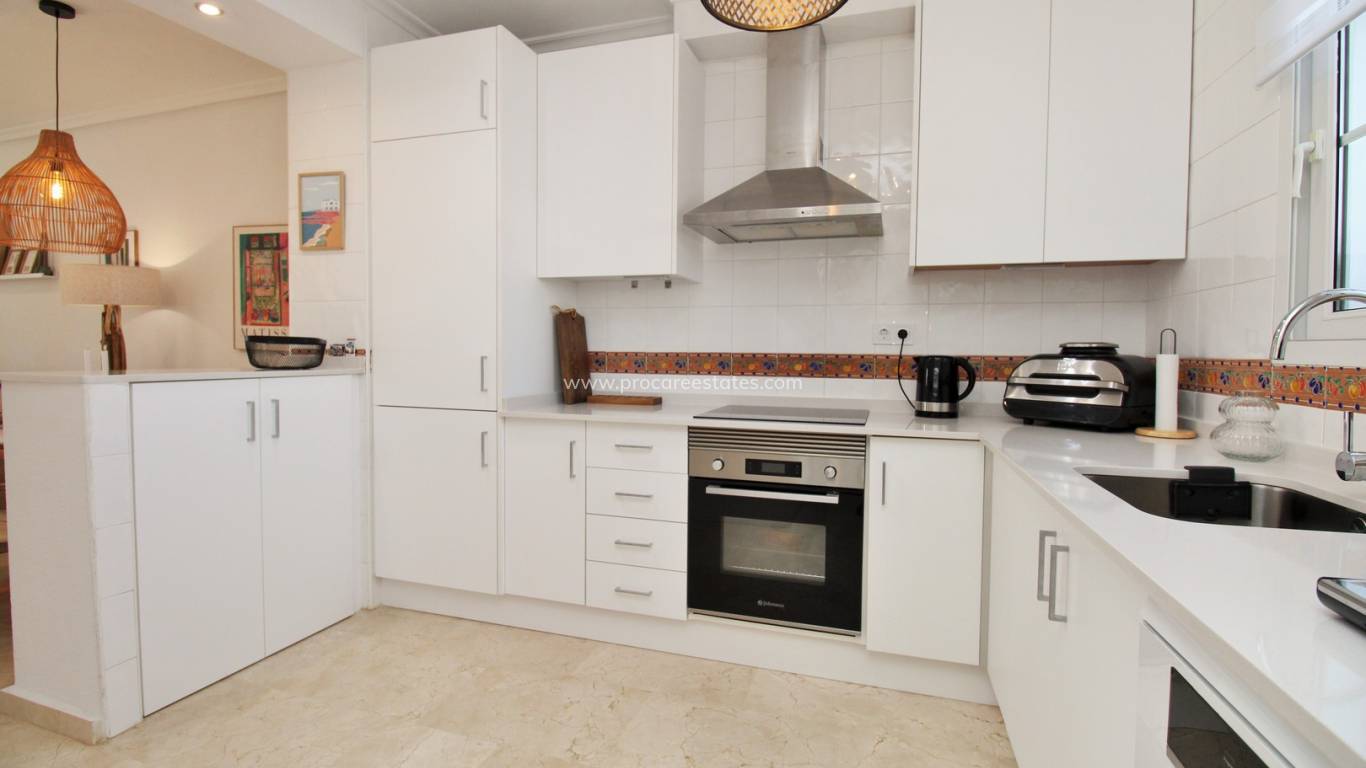 Resale - Town house - Orihuela Costa - Las Violetas