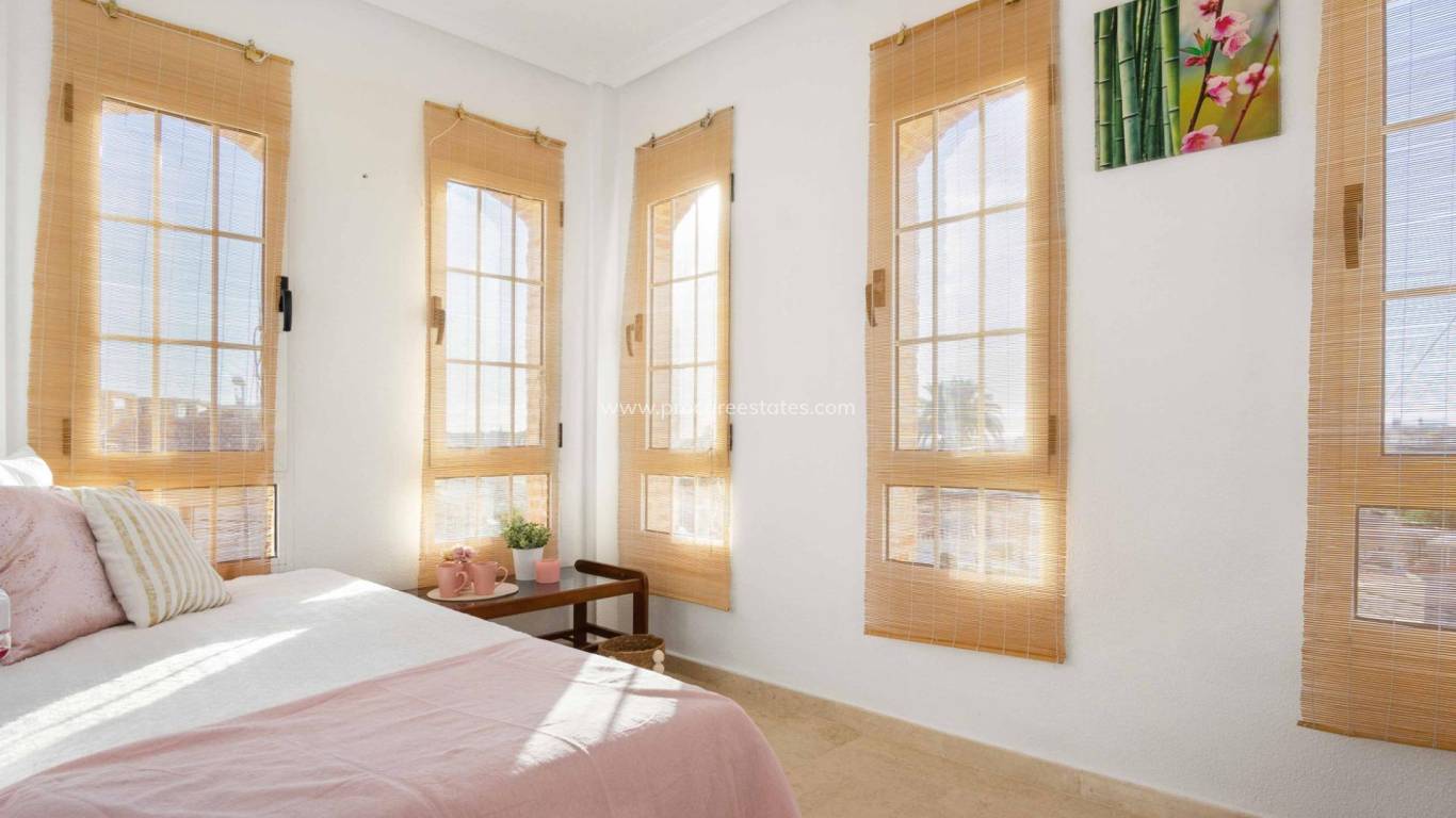 Resale - Town house - Orihuela Costa - Los Almendros-La Florida