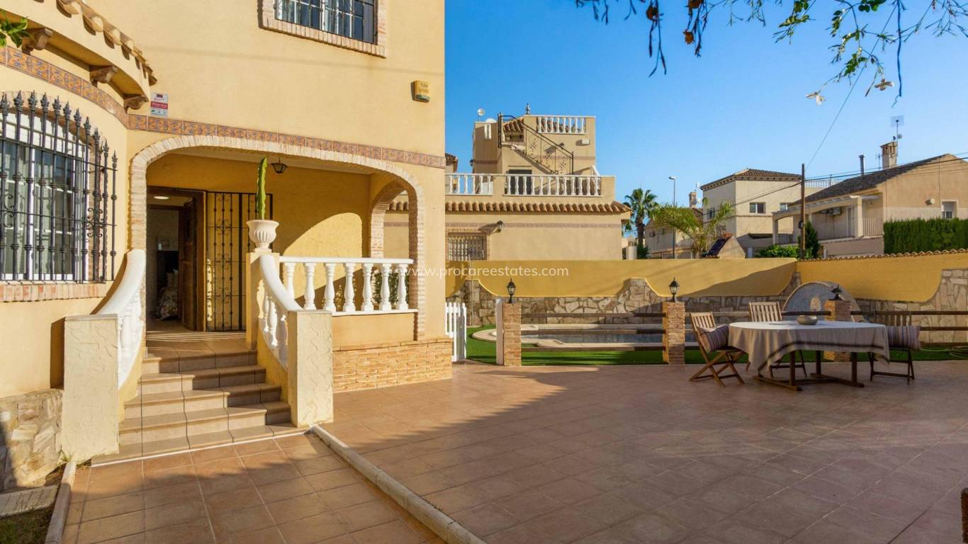 Resale - Town house - Orihuela Costa - Los Almendros-La Florida
