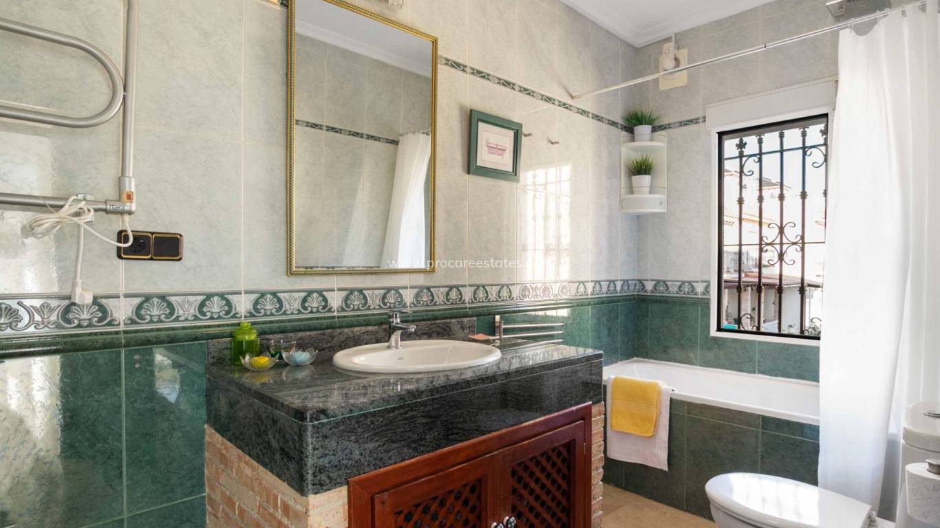 Resale - Town house - Orihuela Costa - Los Almendros-La Florida