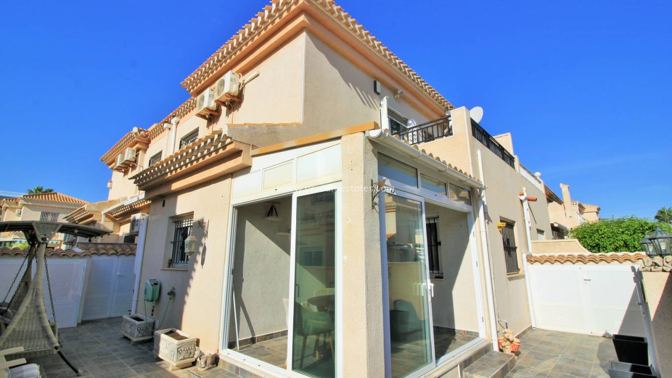 Resale - Town house - Orihuela Costa - Playa Flamenca