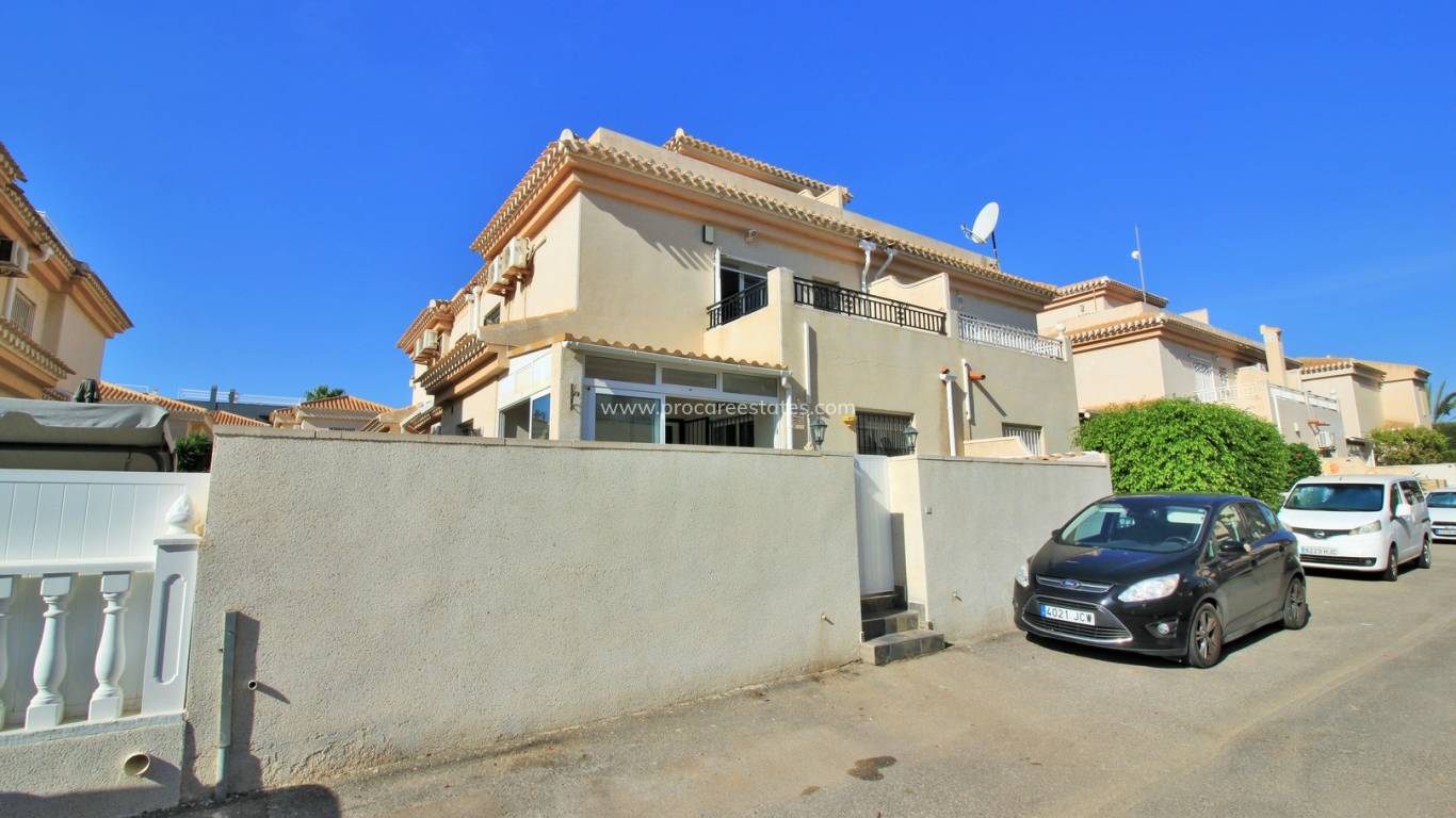 Resale - Town house - Orihuela Costa - Playa Flamenca