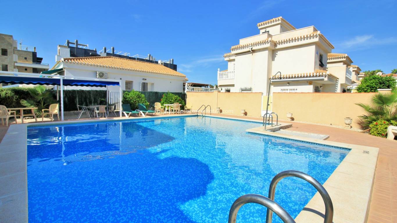 Resale - Town house - Orihuela Costa - Playa Flamenca