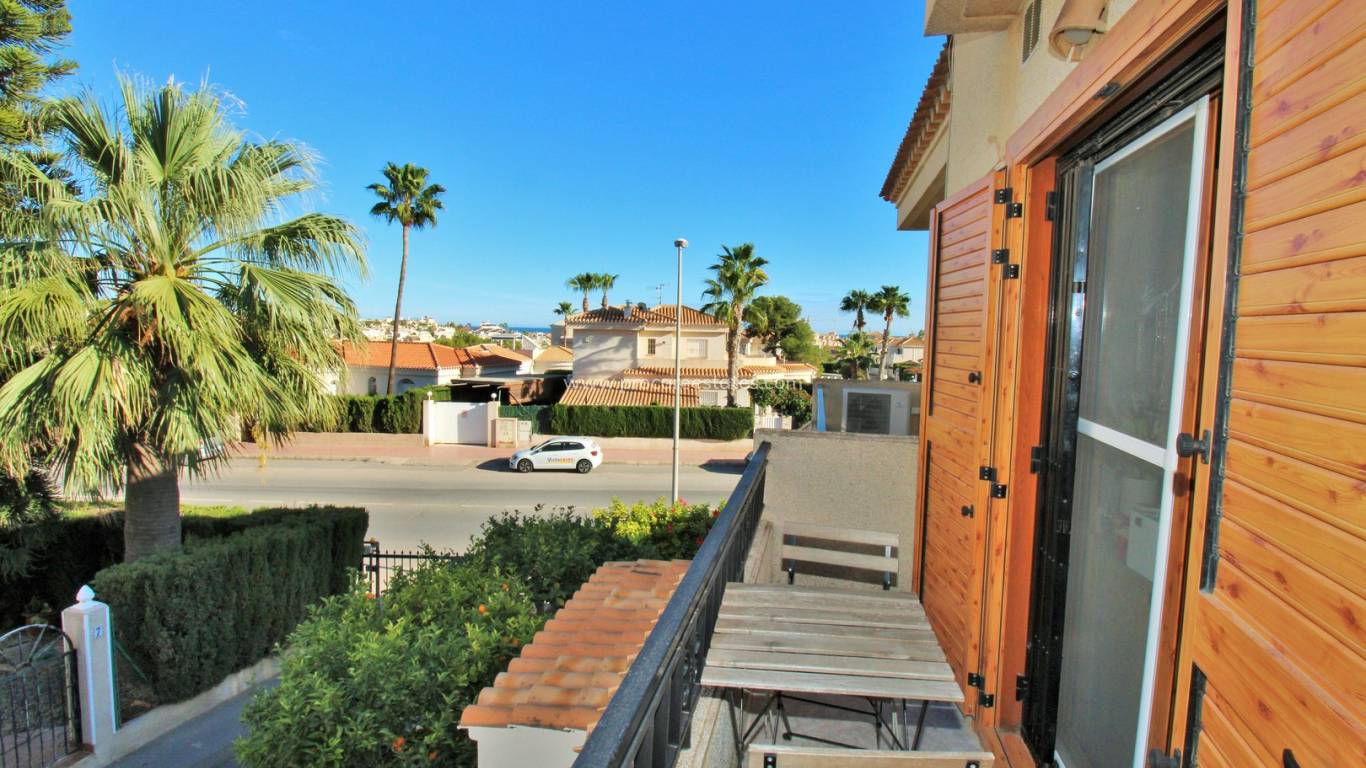 Resale - Town house - Orihuela Costa - Playa Flamenca