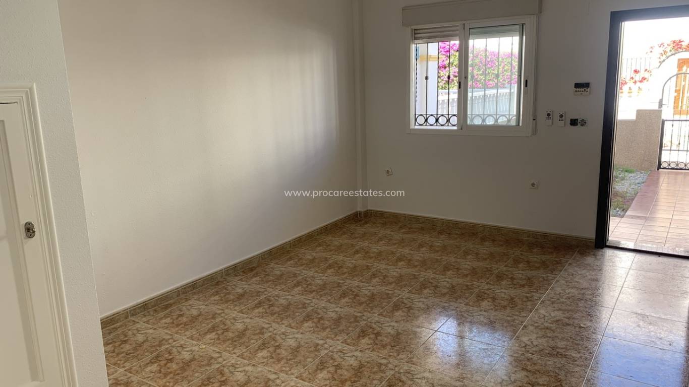 Resale - Town house - Orihuela Costa - Punta Prima