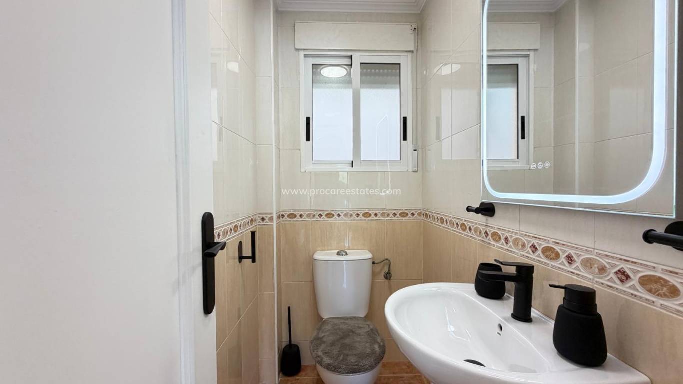 Resale - Town house - Orihuela Costa - Punta Prima