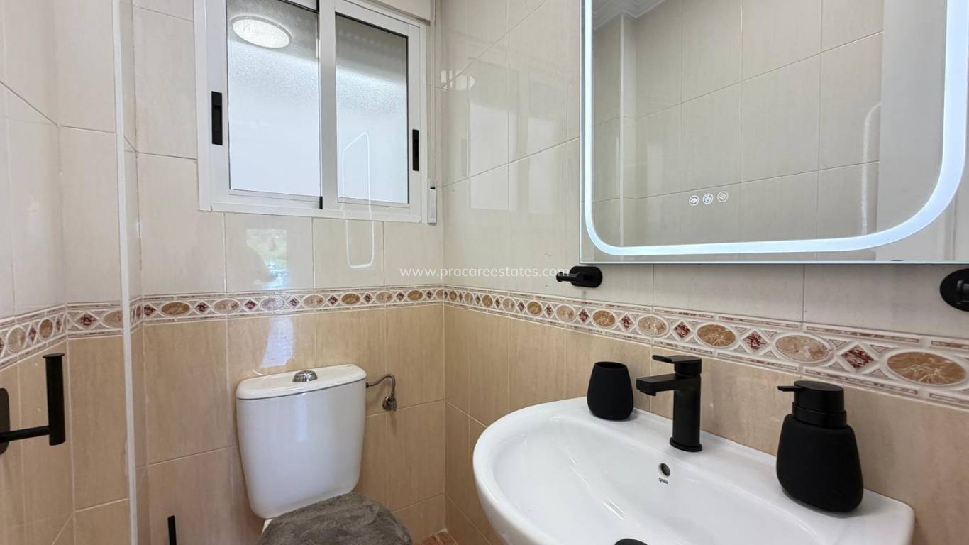 Resale - Town house - Orihuela Costa - Punta Prima