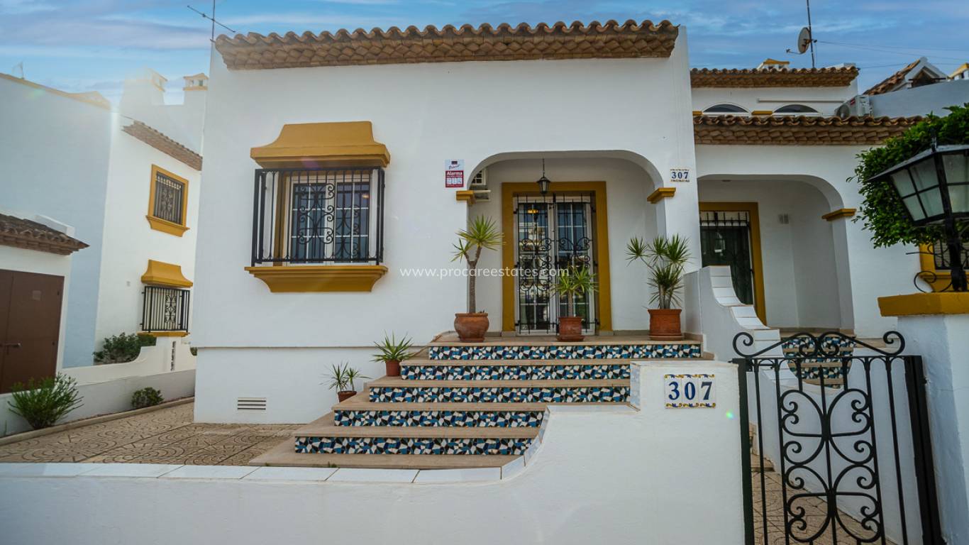 Resale - Town house - Orihuela Costa - Villa Martin