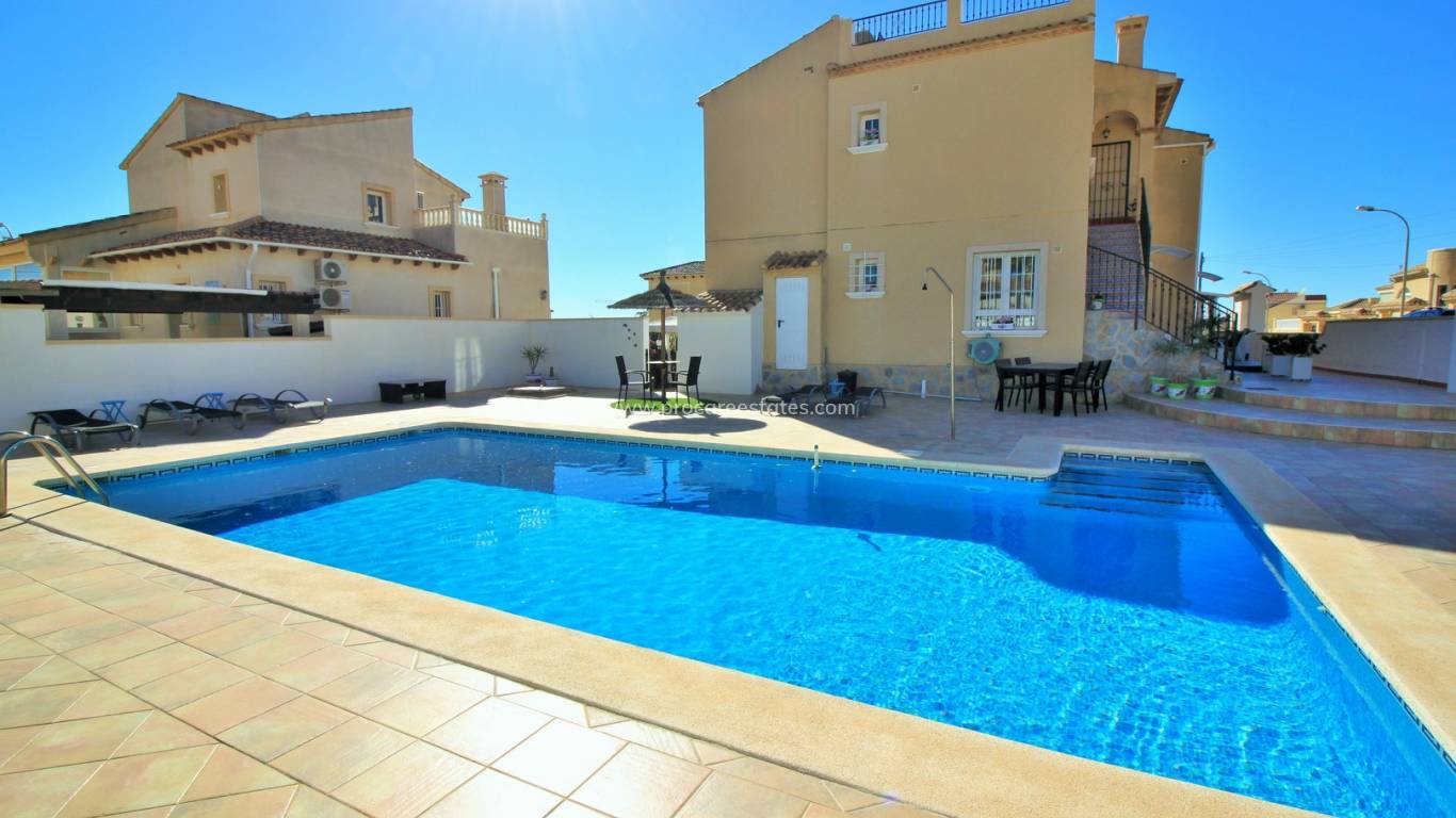 Resale - Town house - Orihuela Costa - Villamartin