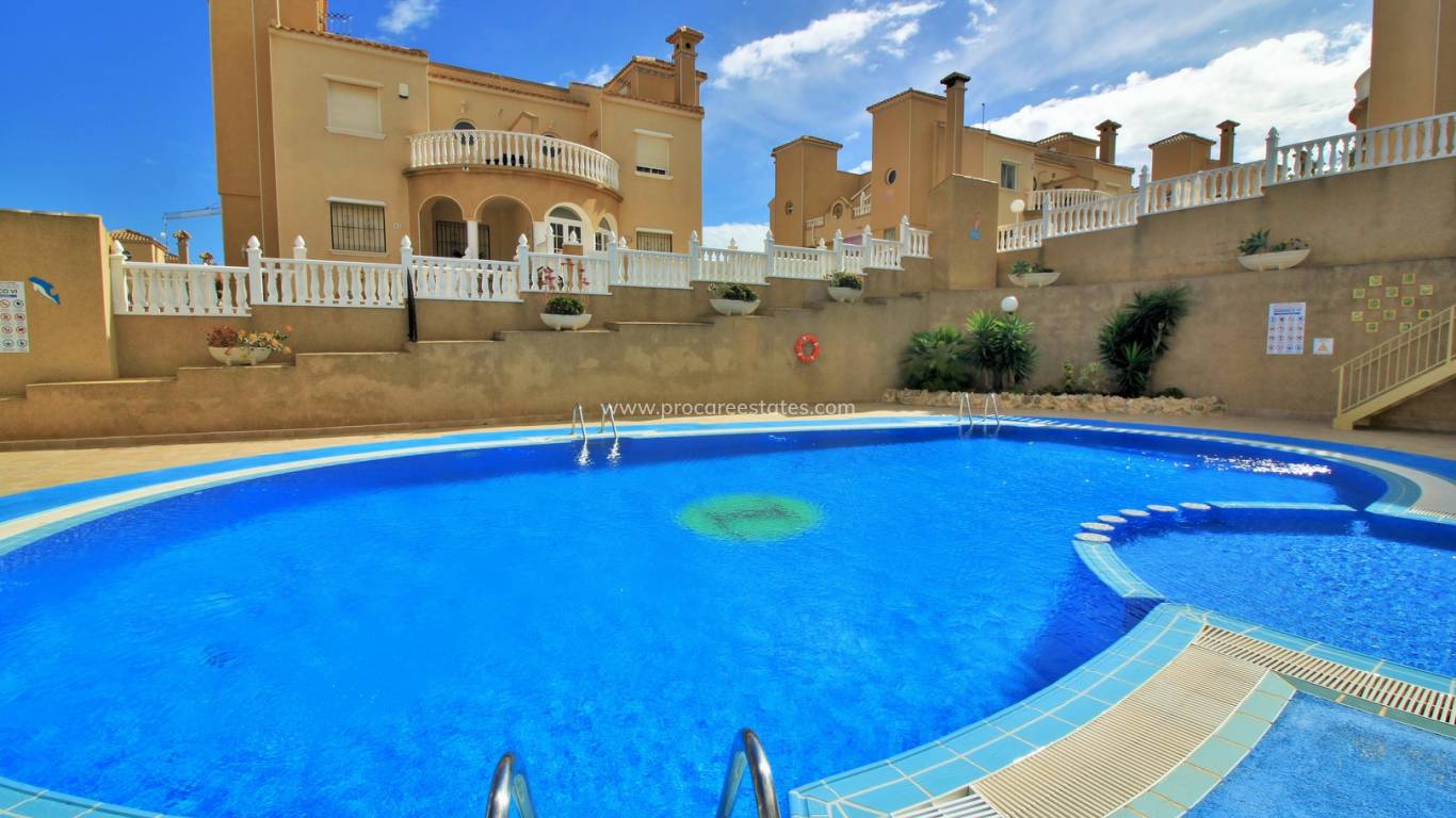 Resale - Town house - Orihuela Costa - Villamartin