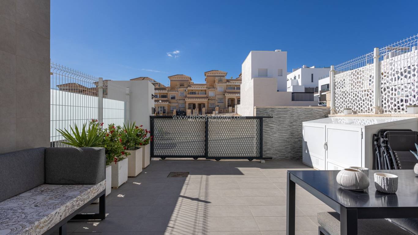 Resale - Town house - Orihuela Costa - Villamartin