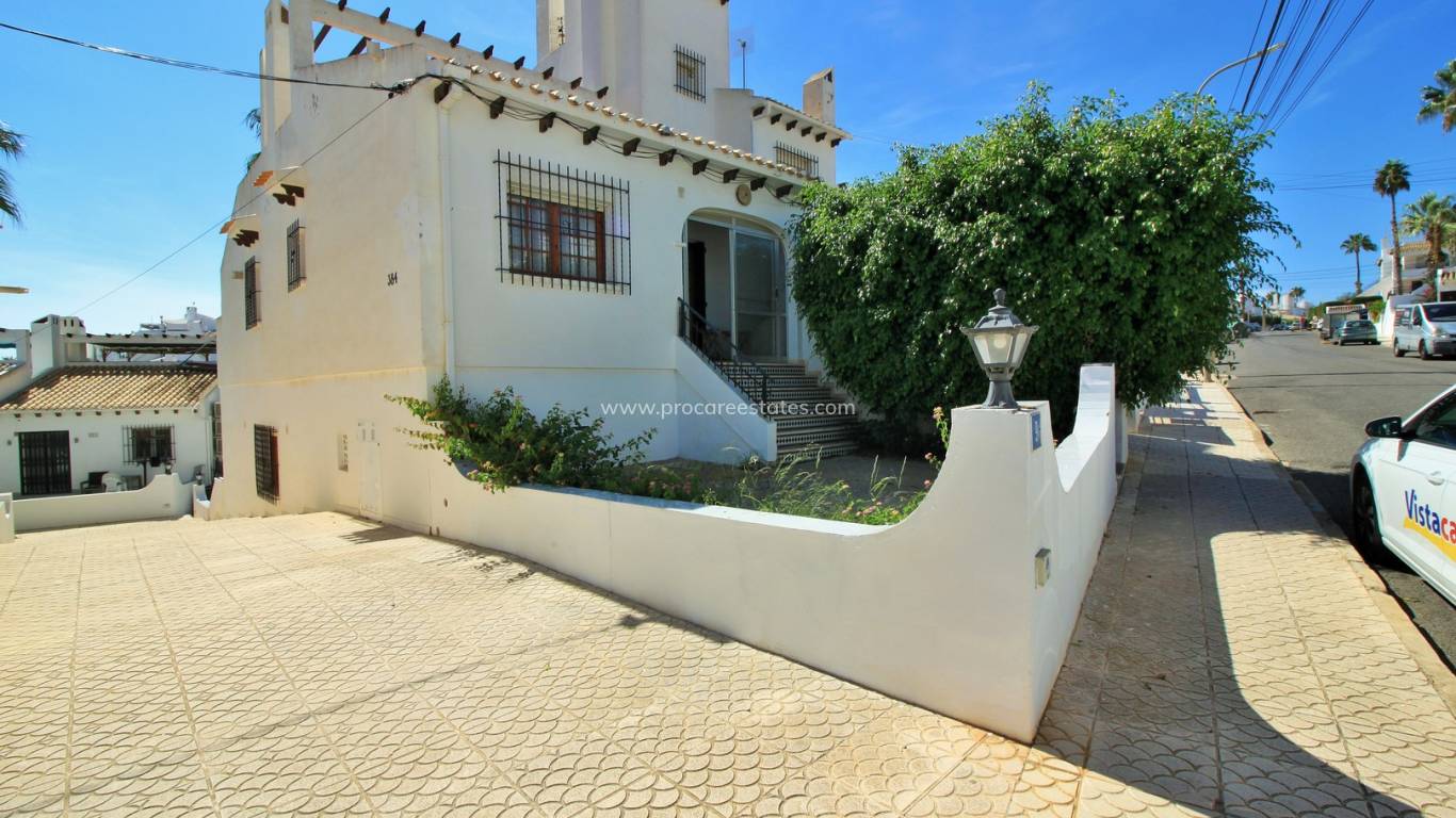 Resale - Town house - Orihuela Costa - Villamartin