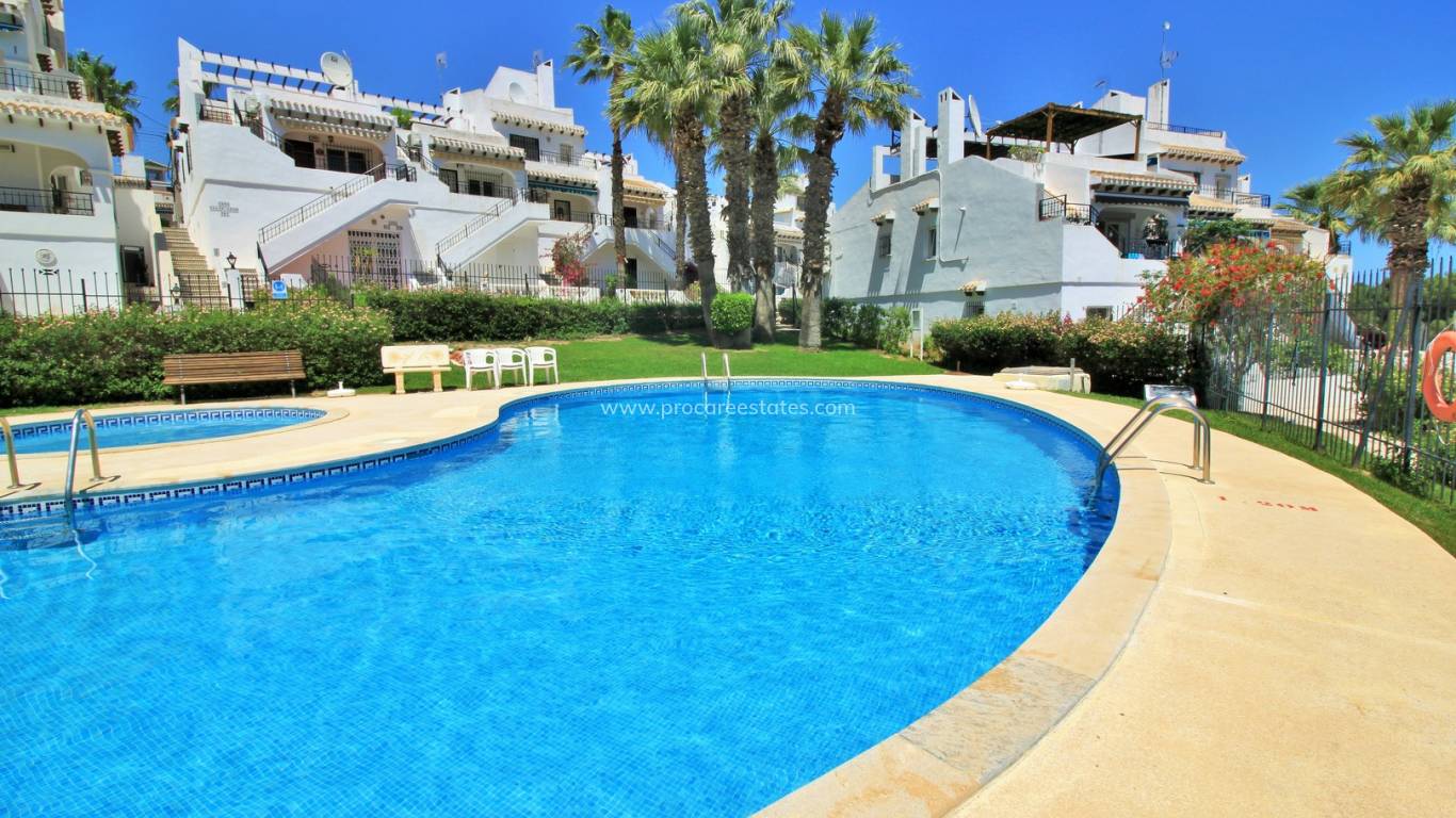 Resale - Town house - Orihuela Costa - Villamartin