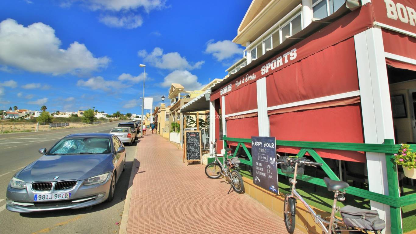 Resale - Town house - Orihuela Costa - Villamartin