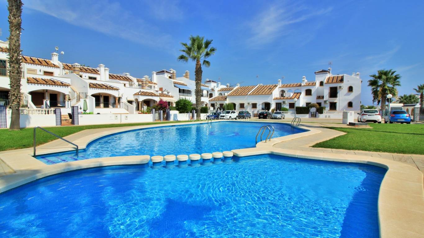 Resale - Town house - Orihuela Costa - Villamartin