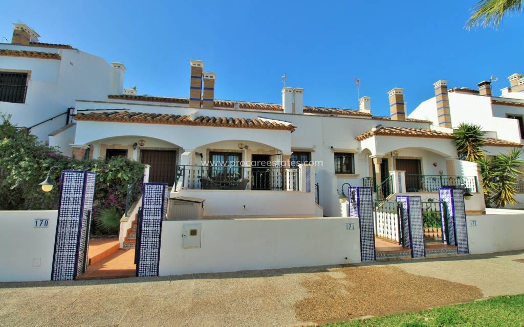 Resale - Town house - Orihuela Costa - Villamartin