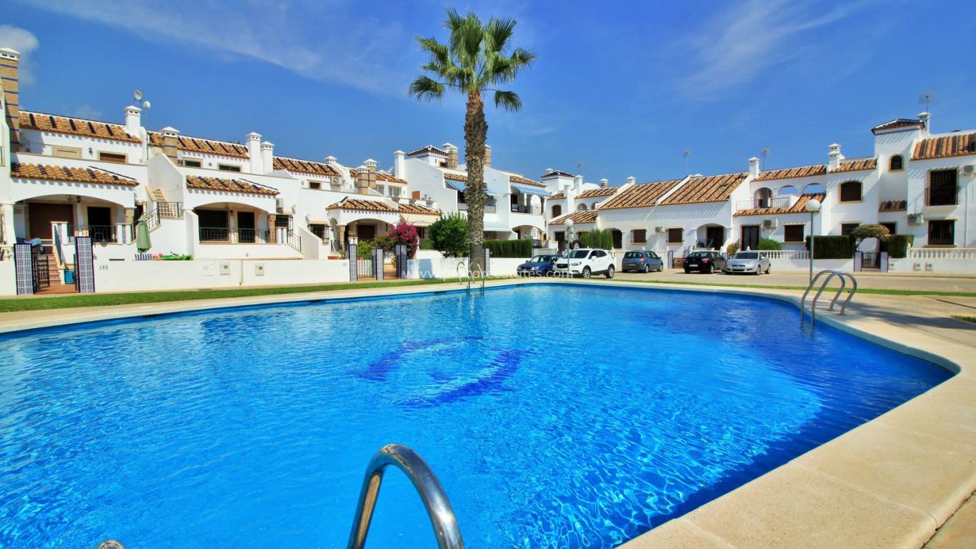 Resale - Town house - Orihuela Costa - Villamartin