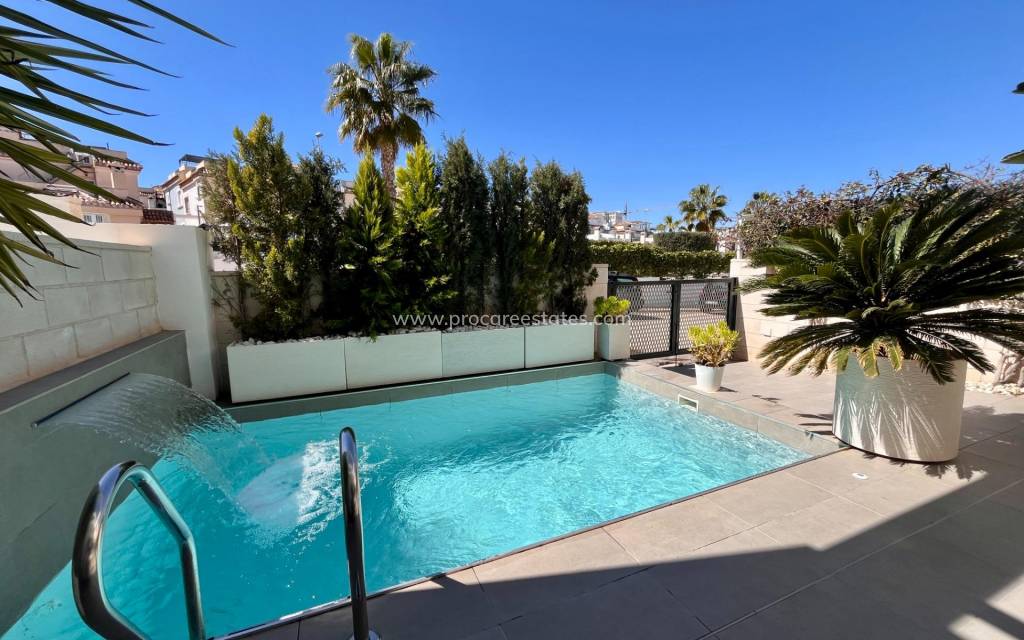 Resale - Town house - Orihuela Costa - Villamartin