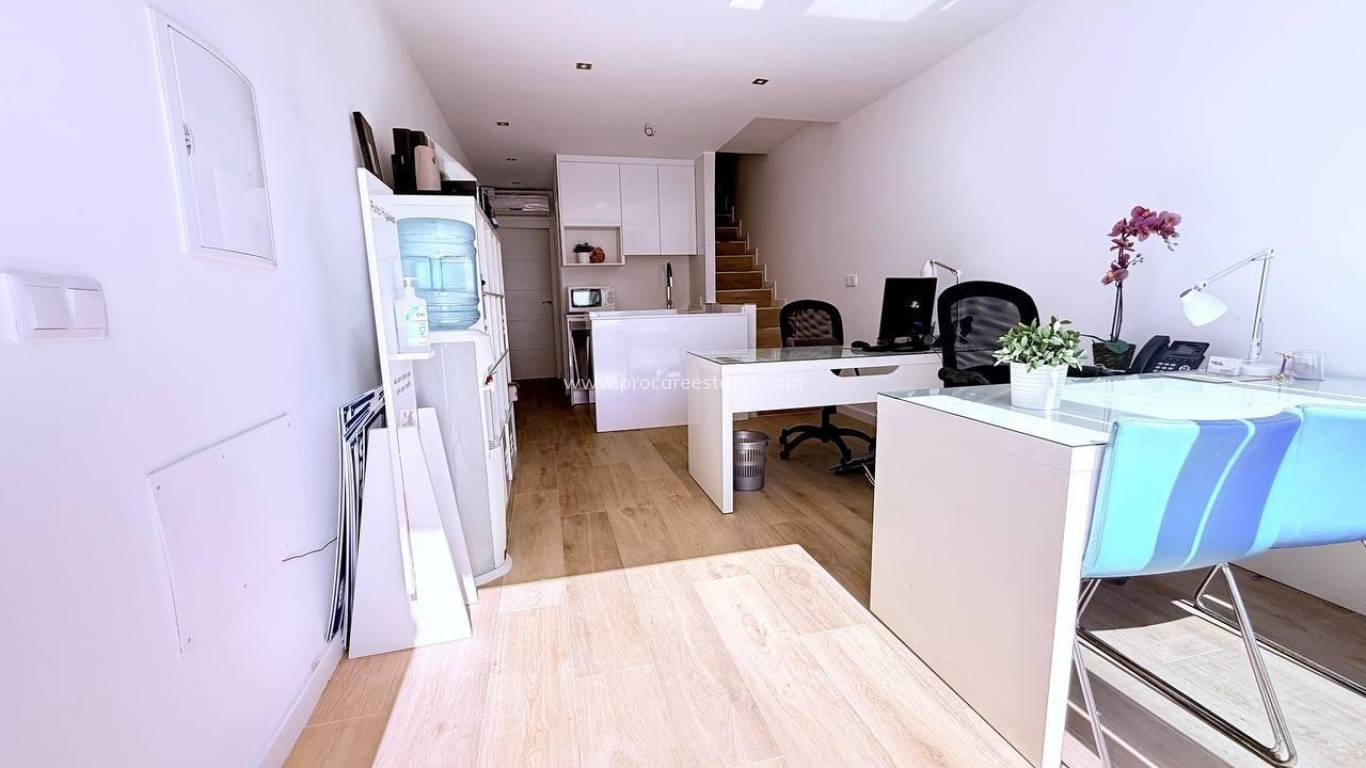 Resale - Town house - Orihuela Costa - Villamartin