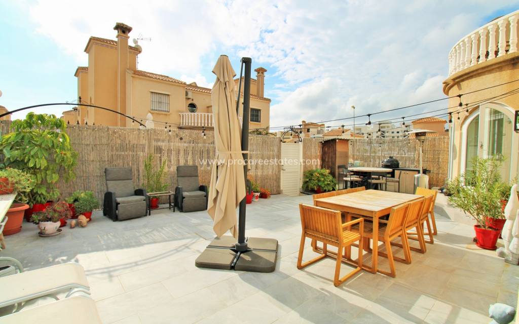 Resale - Town house - Orihuela Costa - Villamartin