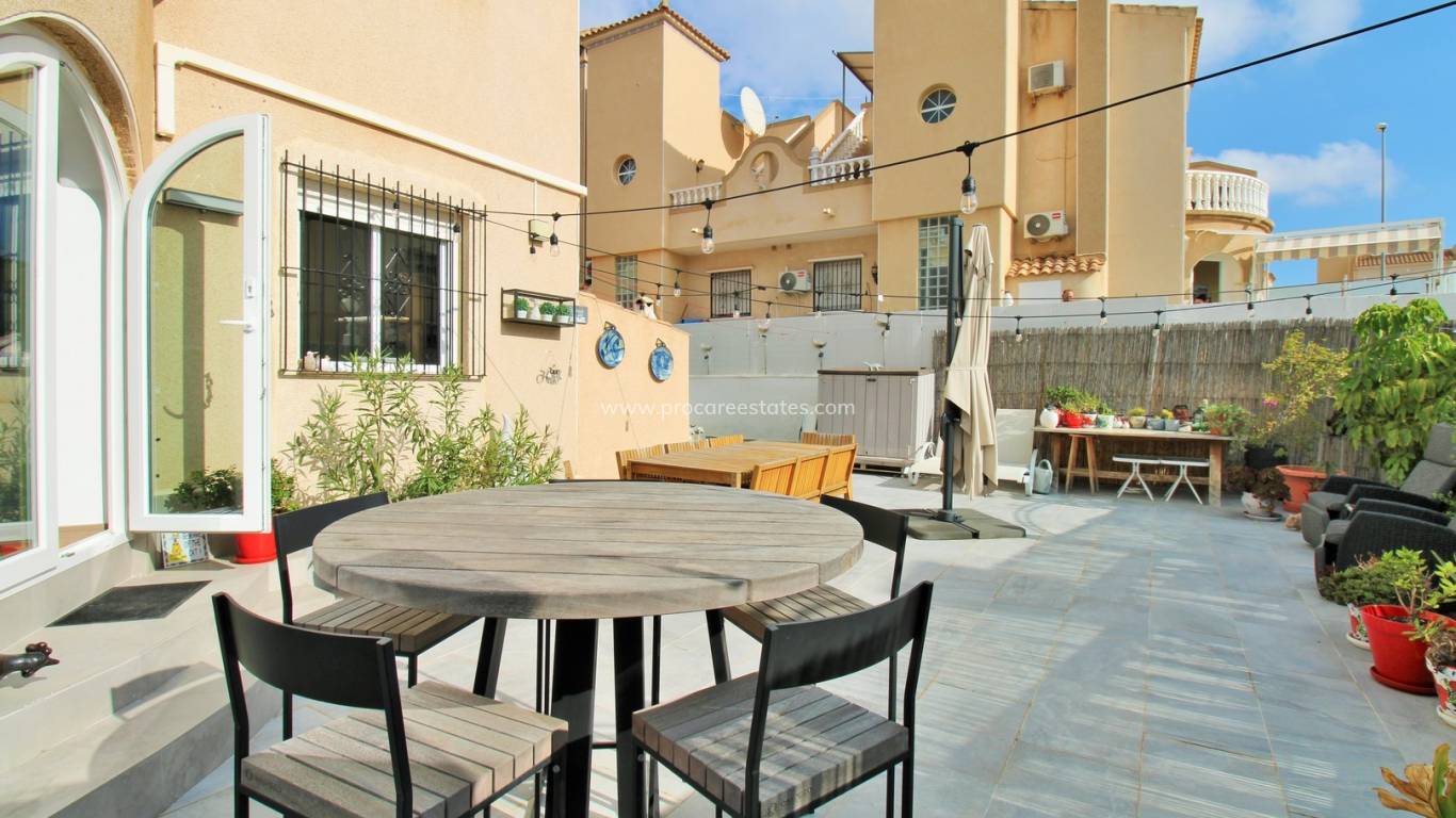 Resale - Town house - Orihuela Costa - Villamartin