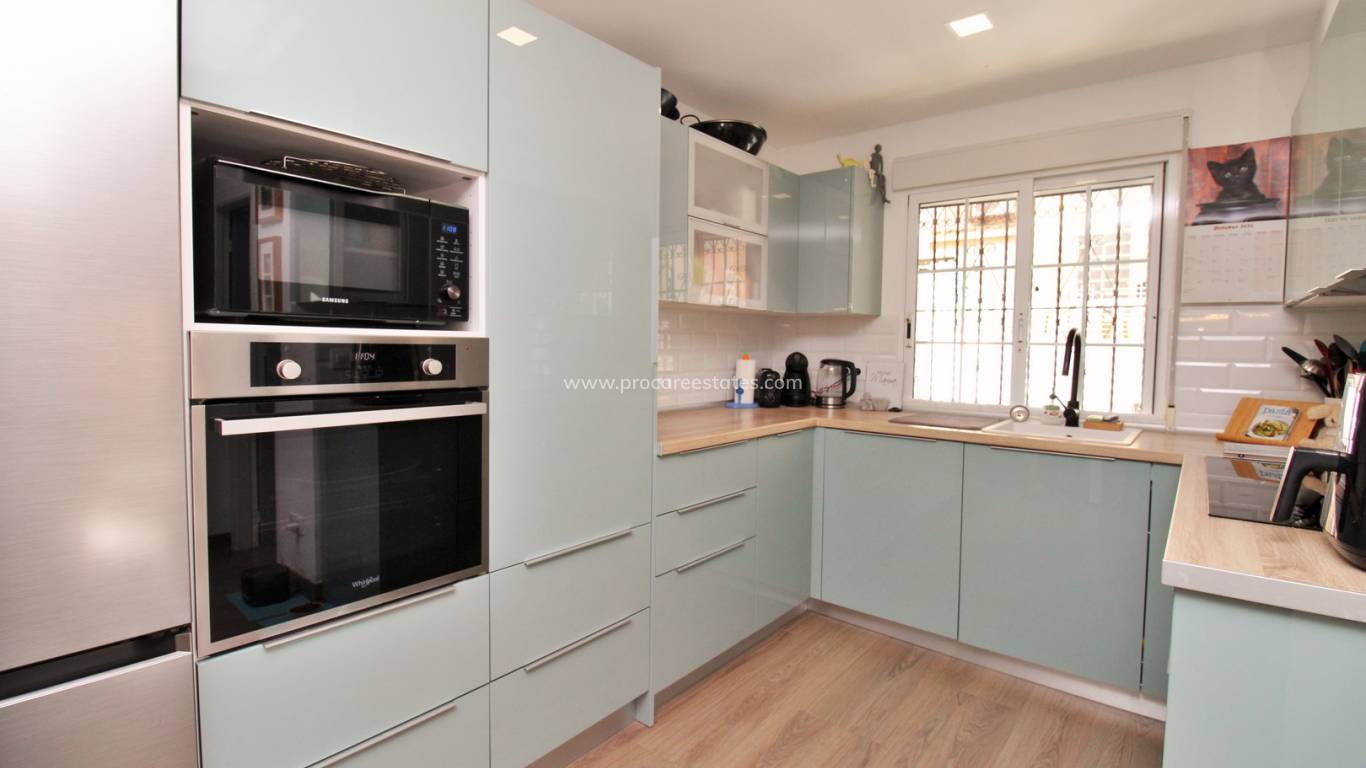 Resale - Town house - Orihuela Costa - Villamartin