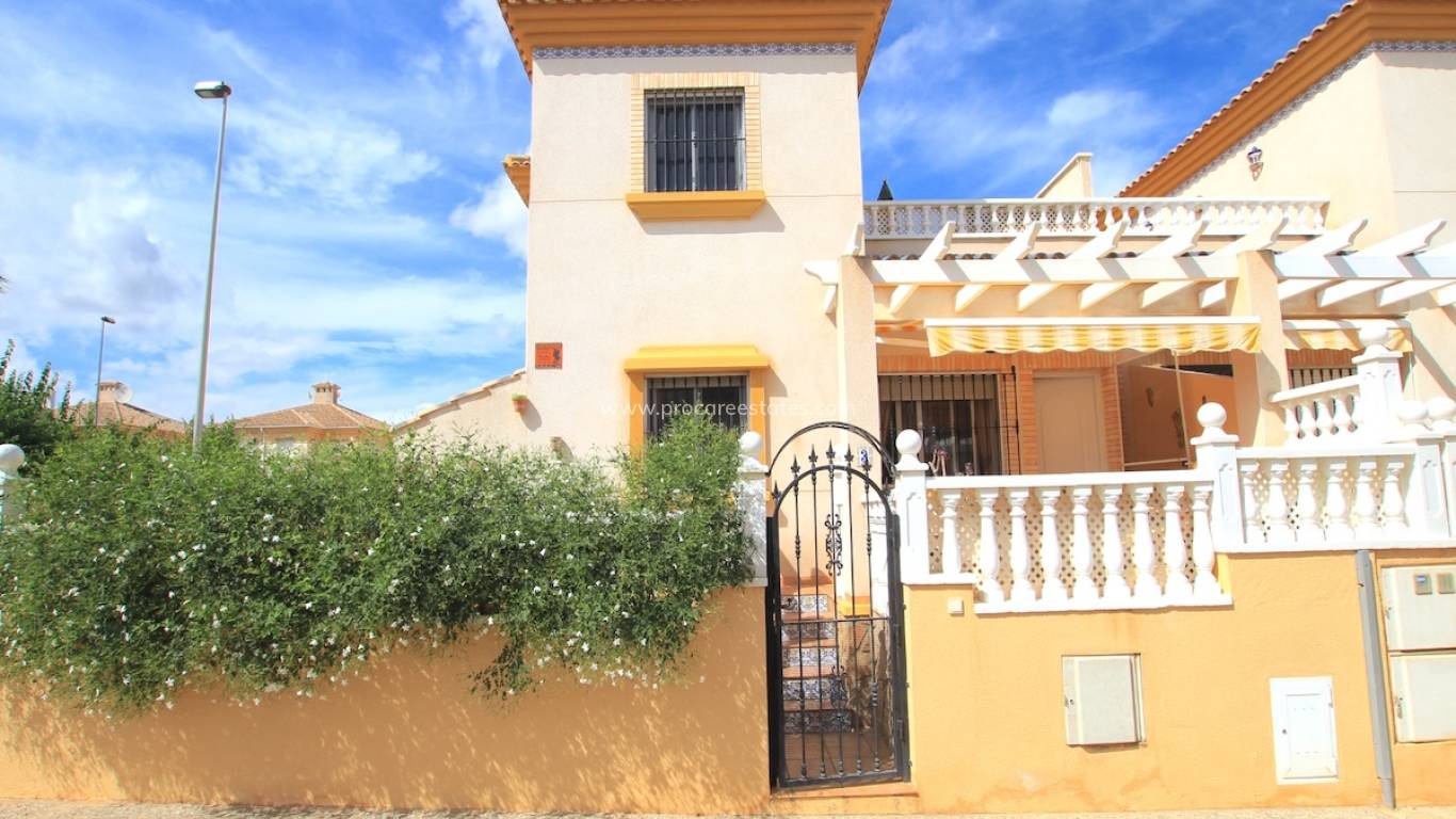 Resale - Town house - Orihuela Costa - Villamartin