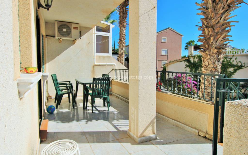 Resale - Town house - Orihuela Costa - Villamartin