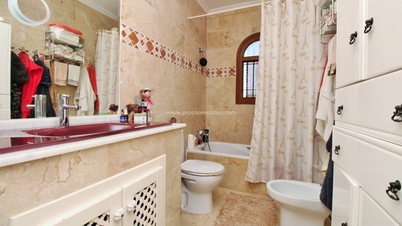 Resale - Town house - Orihuela Costa - Villamartin