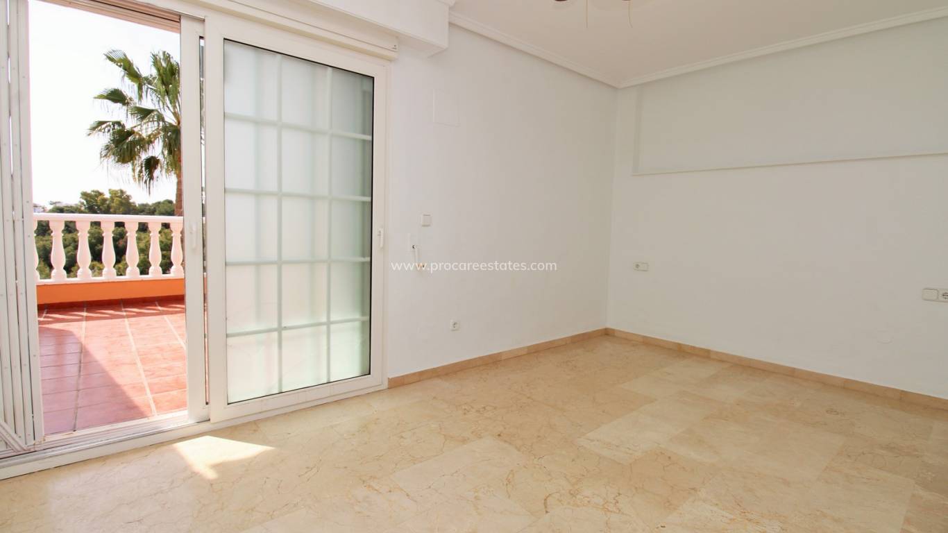 Resale - Town house - Orihuela Costa - Villamartin