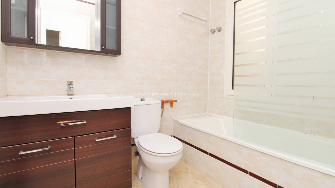 Resale - Town house - Orihuela Costa - Villamartin