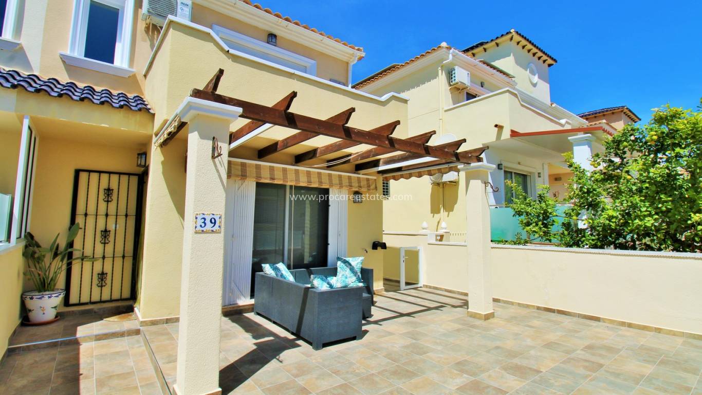 Resale - Town house - Orihuela Costa - Villamartin