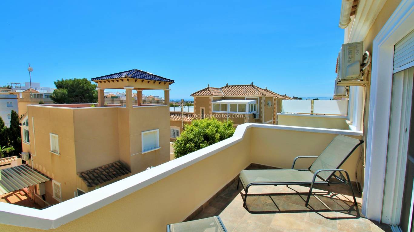 Resale - Town house - Orihuela Costa - Villamartin